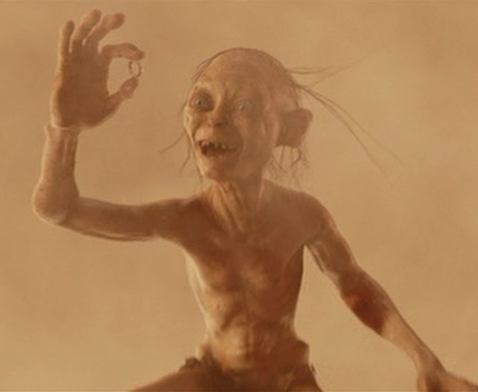 Gollum_has_the_ring.png